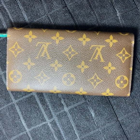 Louis Vuitton Authentic Monogram Emilie Wallet W/COA - Picture 2 of 13